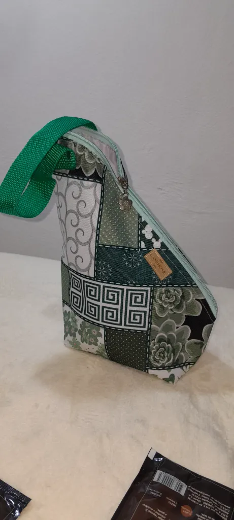 Porta Taza con Bolsillos para Saquitos  Flores Verdes