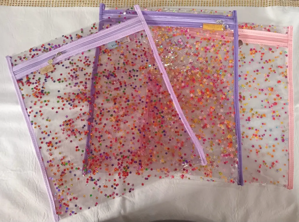 Sobre A4 Naylon Cristal Flores/Corazones